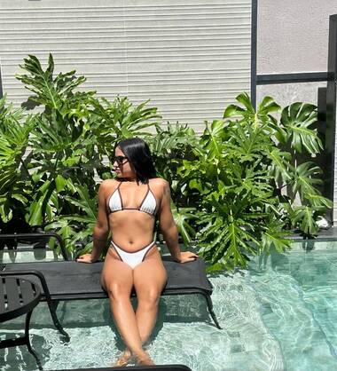 Fernanda hot
