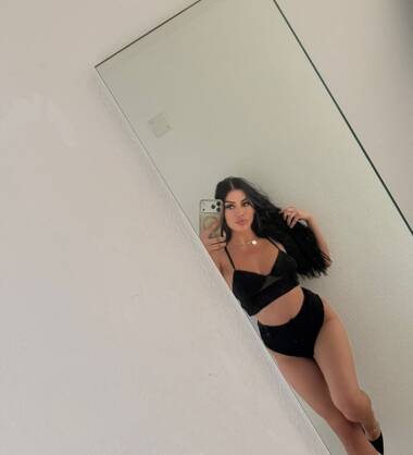 Amyra23