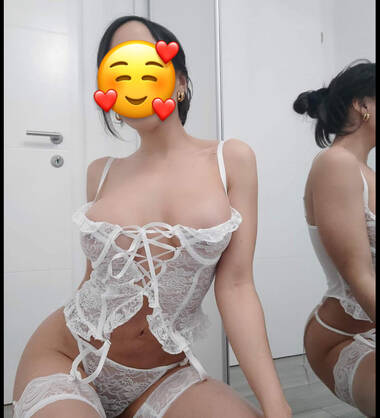 Andrea hot