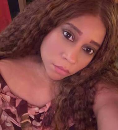 EMELY HOT