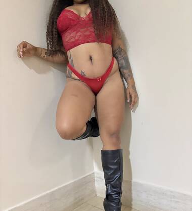 Joyce hot