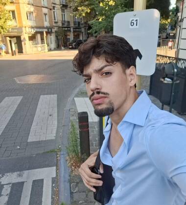 Big Latin boy 23cm