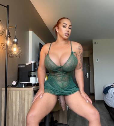 EBONY VICTORIA