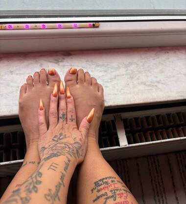 Bar l\'Xtase Zen Hôtesses champag