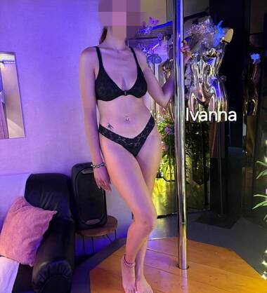 Bar l\'Xtase Zen Hôtesses champag