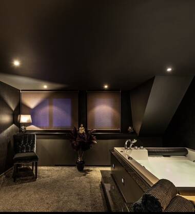 Machiavelly Salon de Nuit et Lounge