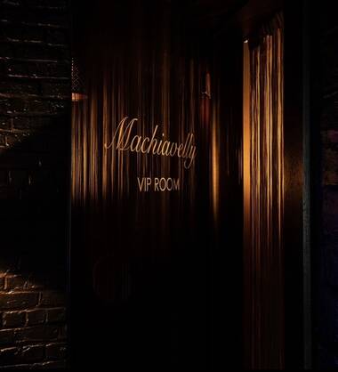 Machiavelly Salon de Nuit et Lounge