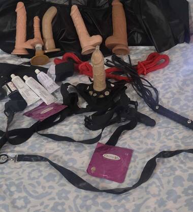 PATRICIA JOLIE BLOND