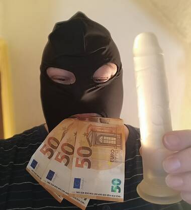 A vos pieds mesdames