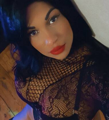 Trans  Alexandra 0484320817