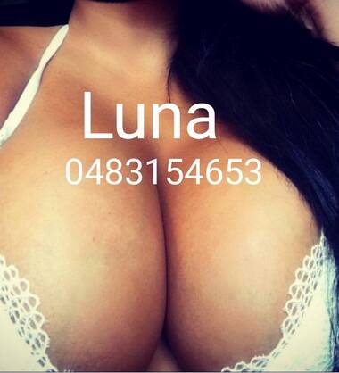 GROS SEINS 100% NATURELS.