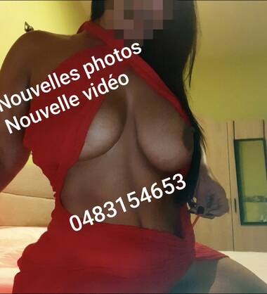 GROS SEINS 100% NATURELS.