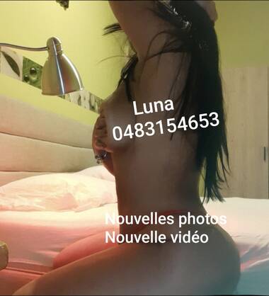 GROS SEINS 100% NATURELS.