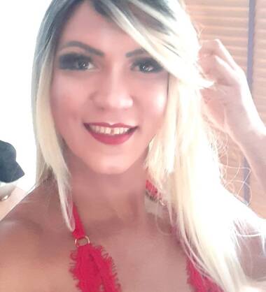 NICOLLY BENKER