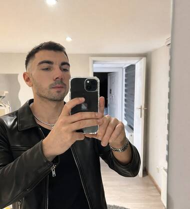 Alex