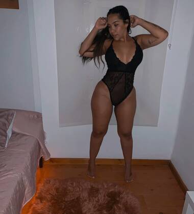 Fernanda dulce y sensual