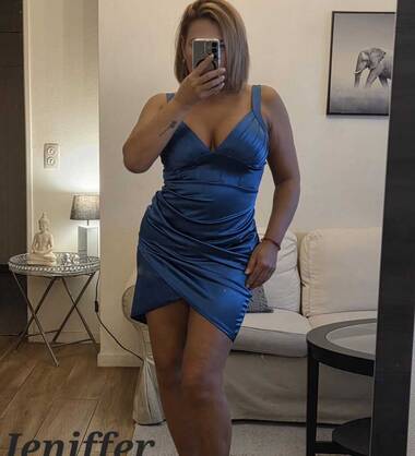 Jeniffer hot