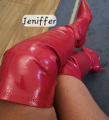Jeniffer hot