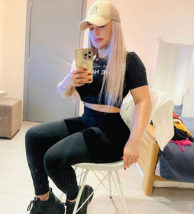 Blonde sexy a Namur