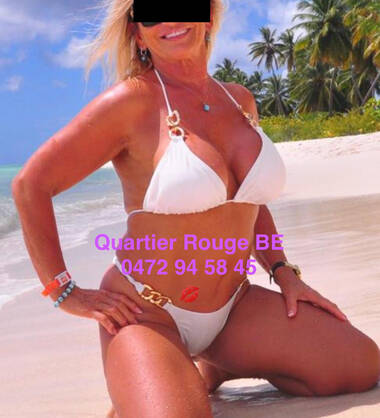 ILONA  MATURE - MILF