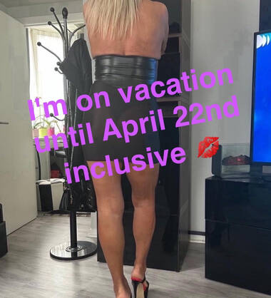 ILONA  MATURE - MILF