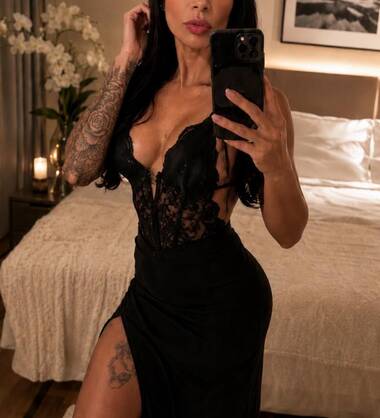 Larissa brune