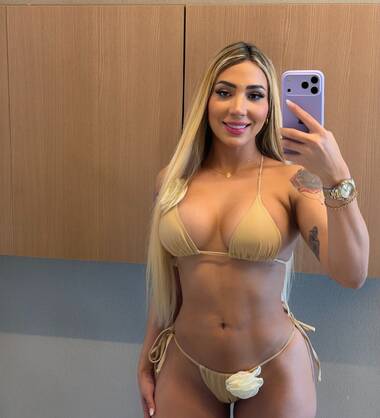 Mel sexy