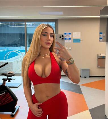 Mel sexy