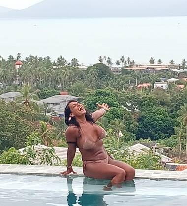 Karina Brésil