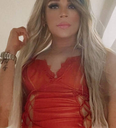 Latina comble vos fétiches