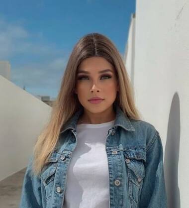 Latina comble vos fétiches