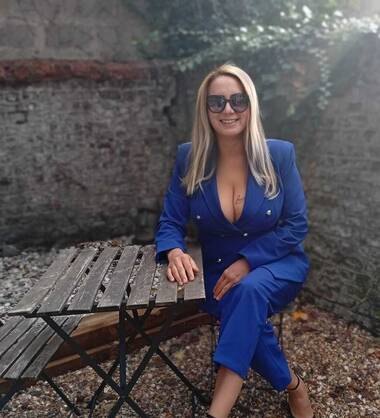 Lucie trés chaude 🔥