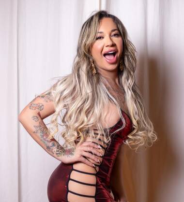 Bruna  actrice porno Très Salope