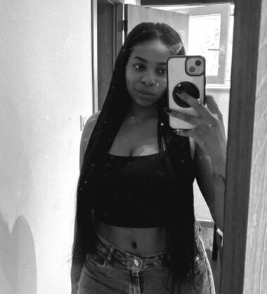 Alice bombom le meilleur anal et fellation