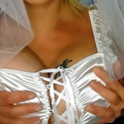 Laura massage tantra