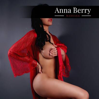 Anna Berry massage
