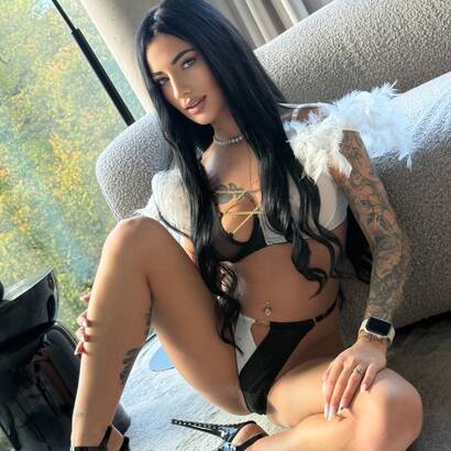 Izabelle queen of anal