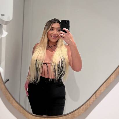 Bb blond brazilian