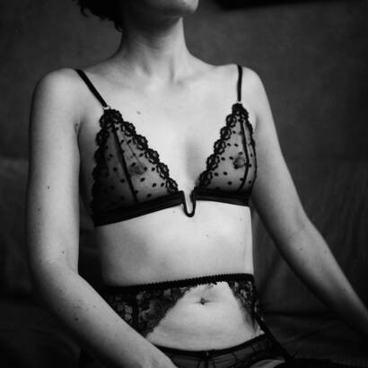 Jeune femmes douce et sensuelle