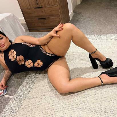 Nouveau dans la ville AnnA