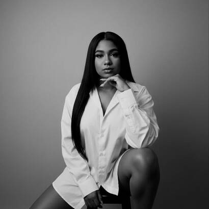Victoria sexy elegante