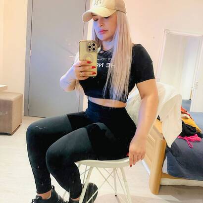 Blonde sexy a Namur