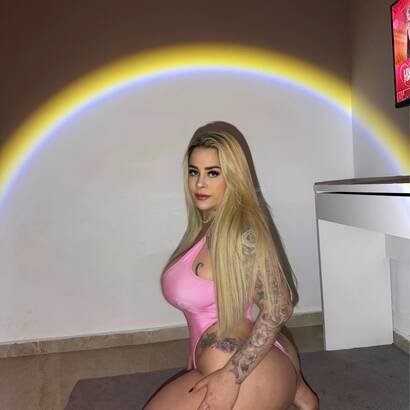 Sophia Blonde