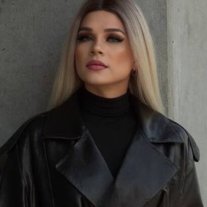 Latina comble vos fétiches