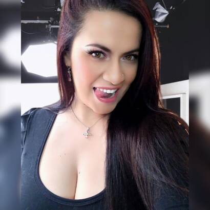 Gros seins, squirt LLN