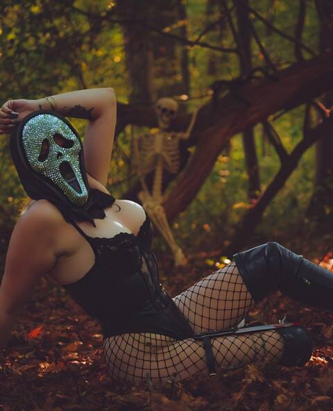 Esme - Les mille et une caresse