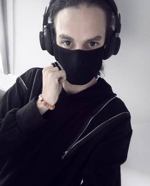 Shin