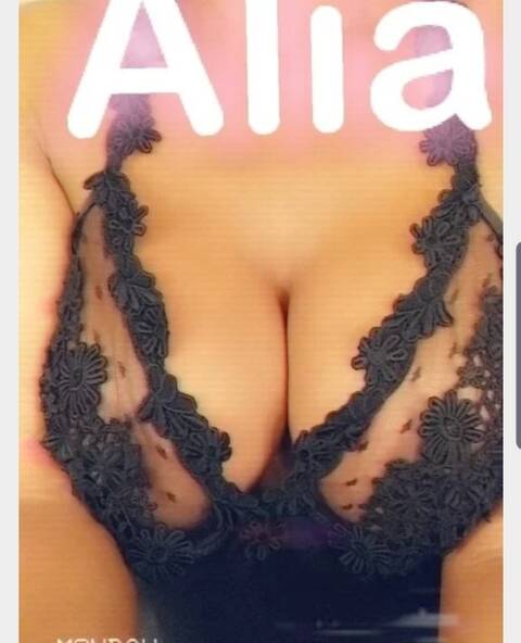 Alia MASSAGE Tantrique