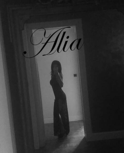 Alia MASSAGE Tantrique