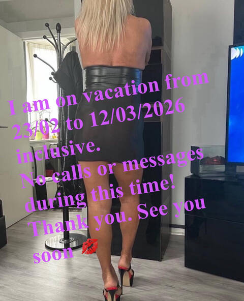 ILONA  MATURE - MILF